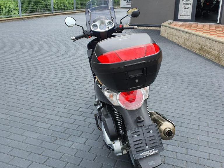 Aprilia Scarabeo 