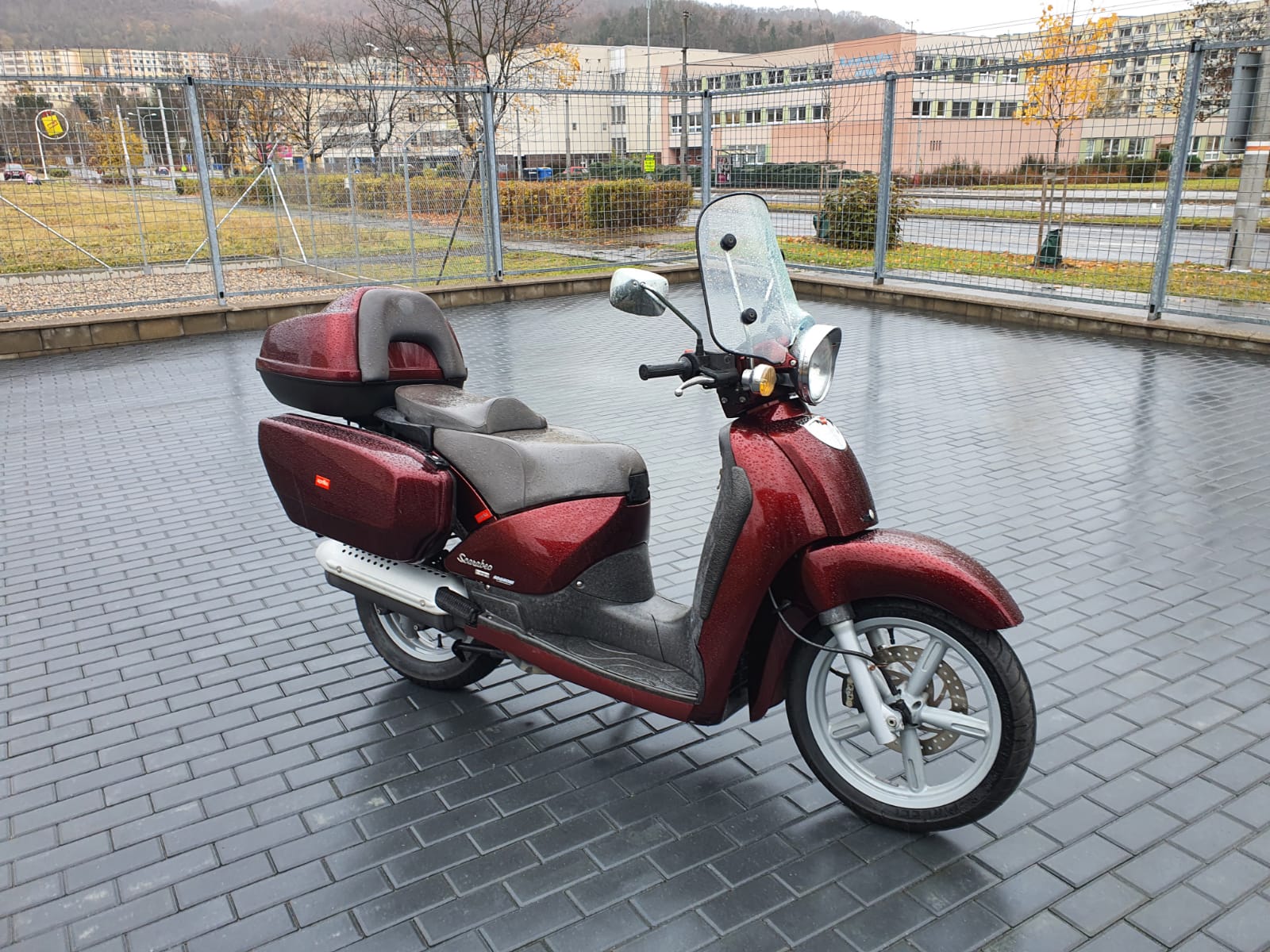 Aprilia Scarabeo 200