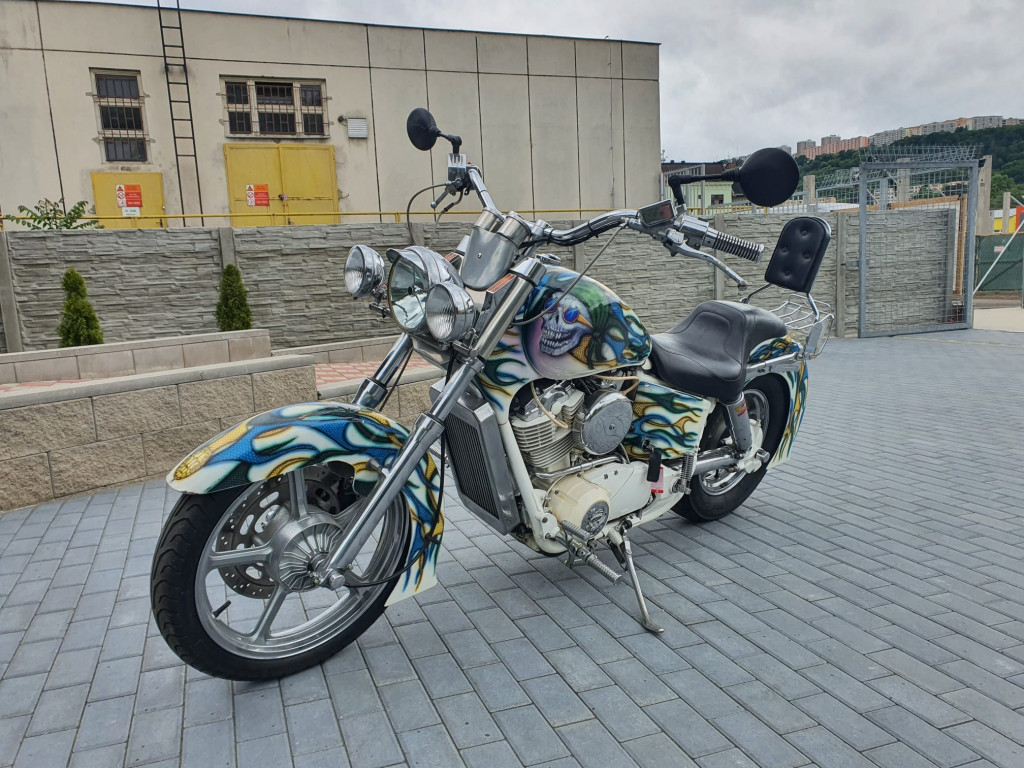 Honda VT 1100 C