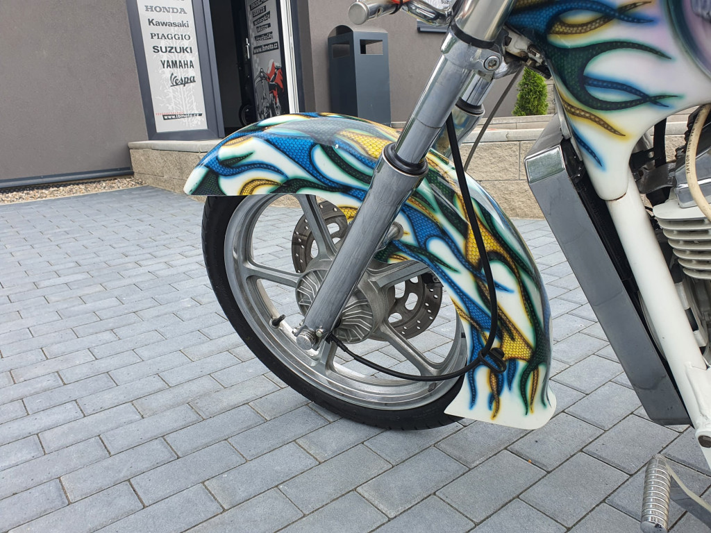 Honda VT 1100 C
