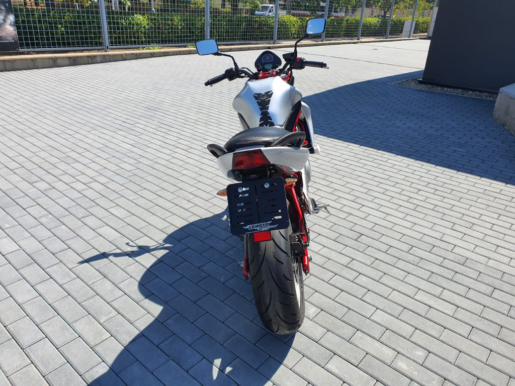 Kawasaki ER-6n 