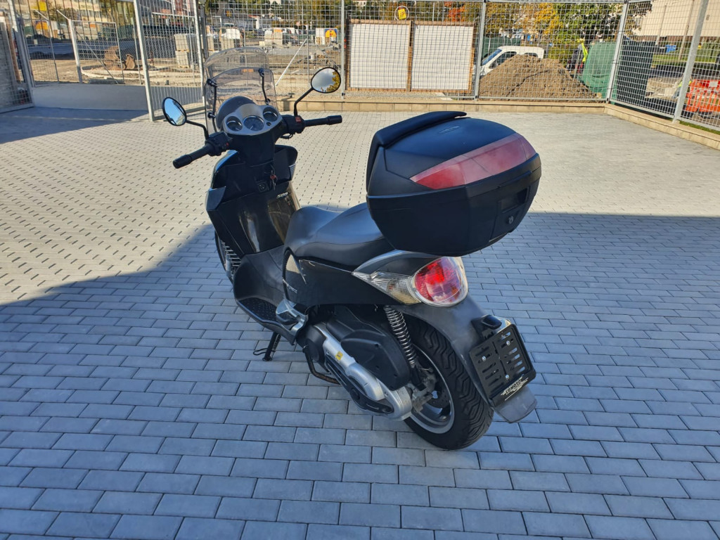 Aprilia Scarabeo 500