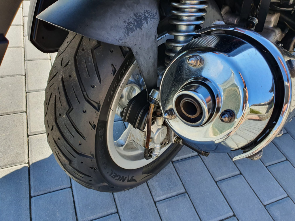 Kymco Grand Dink 250