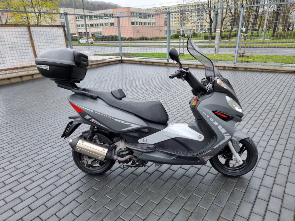 Malaguti Madison RS 250