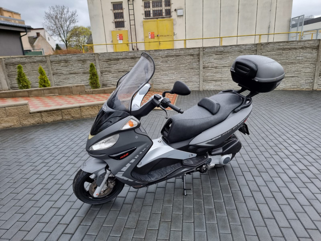Malaguti Madison RS 250