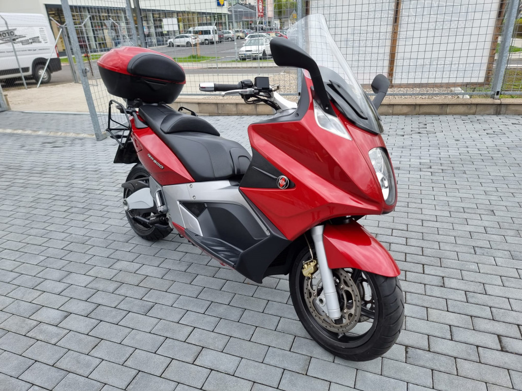 Gilera GP 800