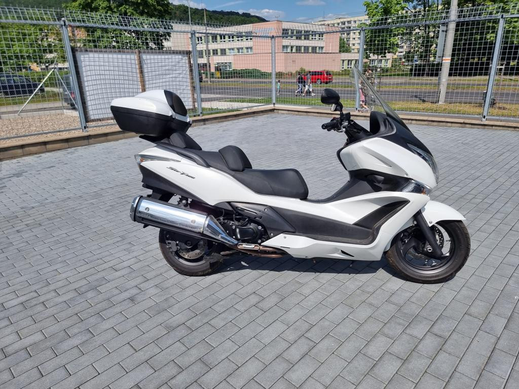Honda SW-T400 