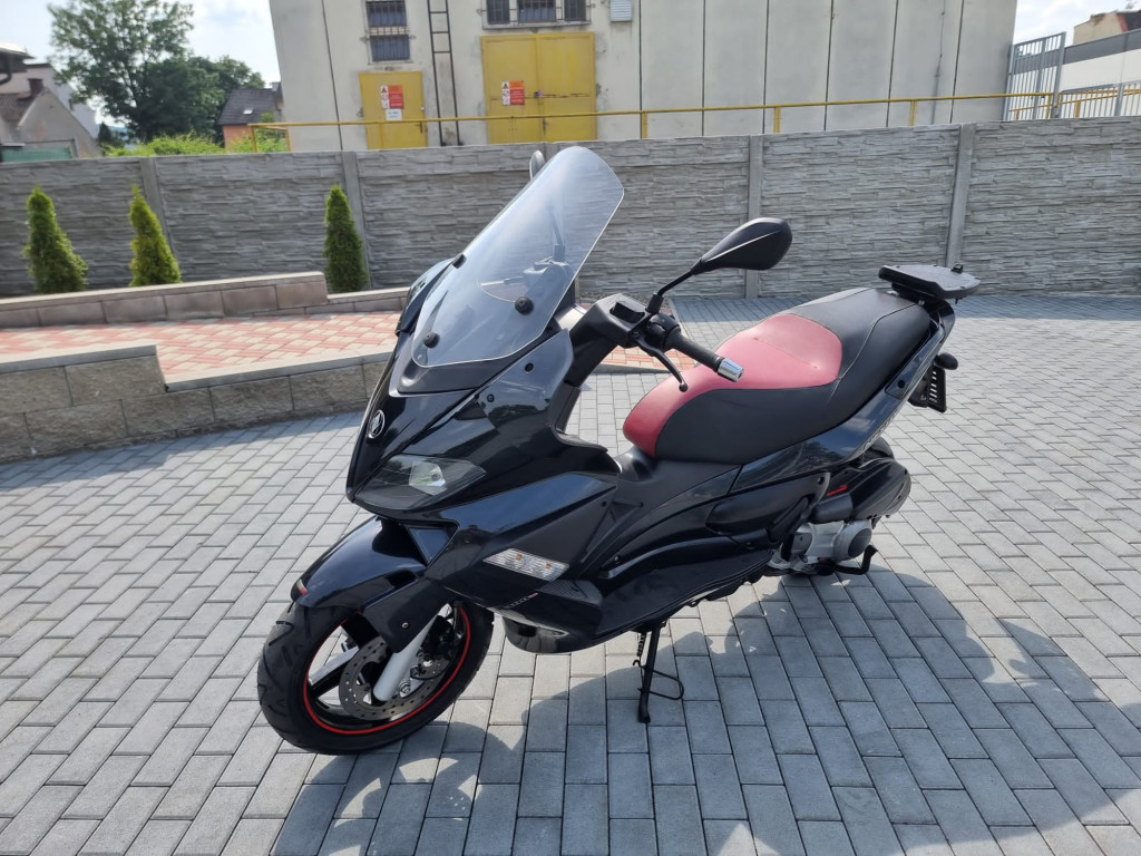 Gilera Nexus 300