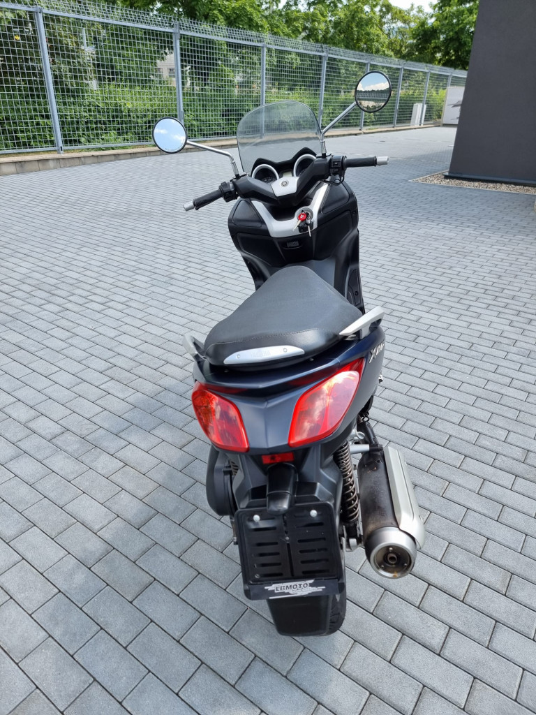 Yamaha X-Max 250 