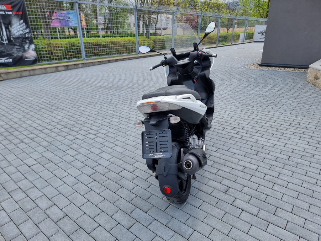 Gilera Nexus 300