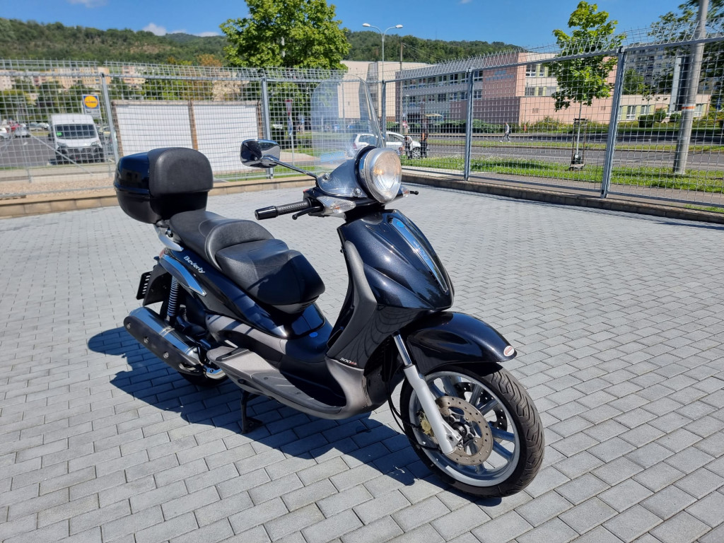 Piaggio Beverly 500