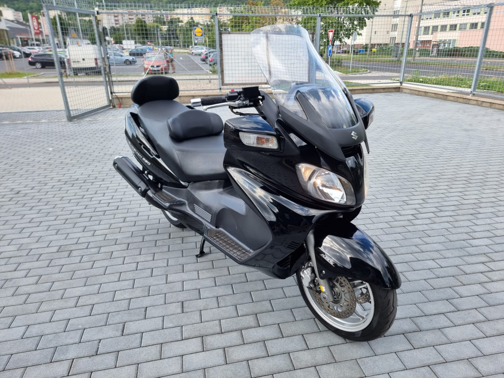 Suzuki Burgman AN 650 A Executive