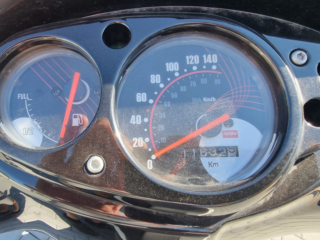 Aprilia SR Motard 125