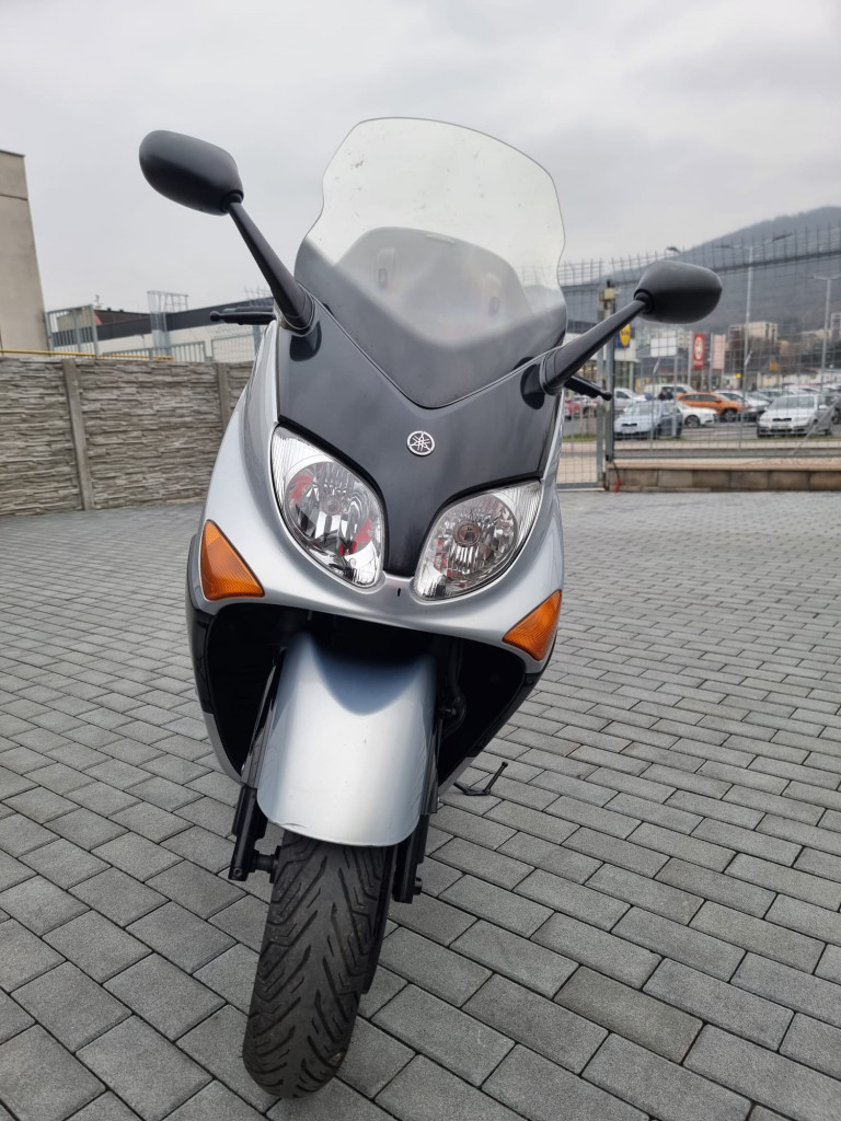 Yamaha T-max 500