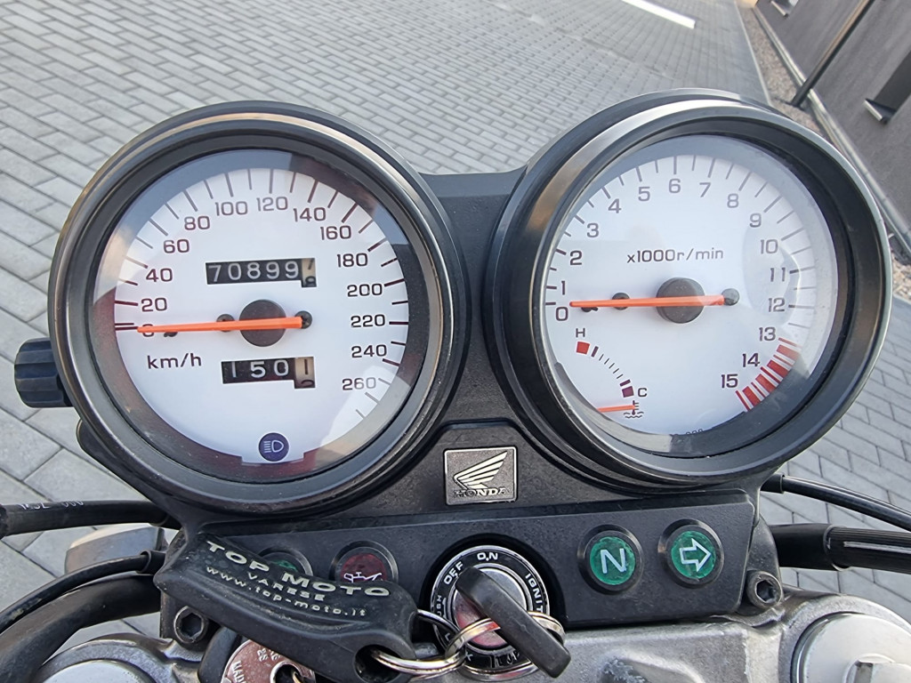 Honda CB 600 F Hornet
