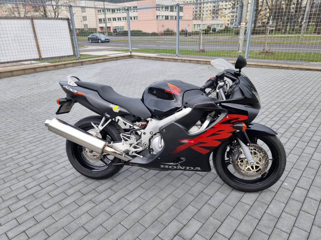 Honda CBR 600 F