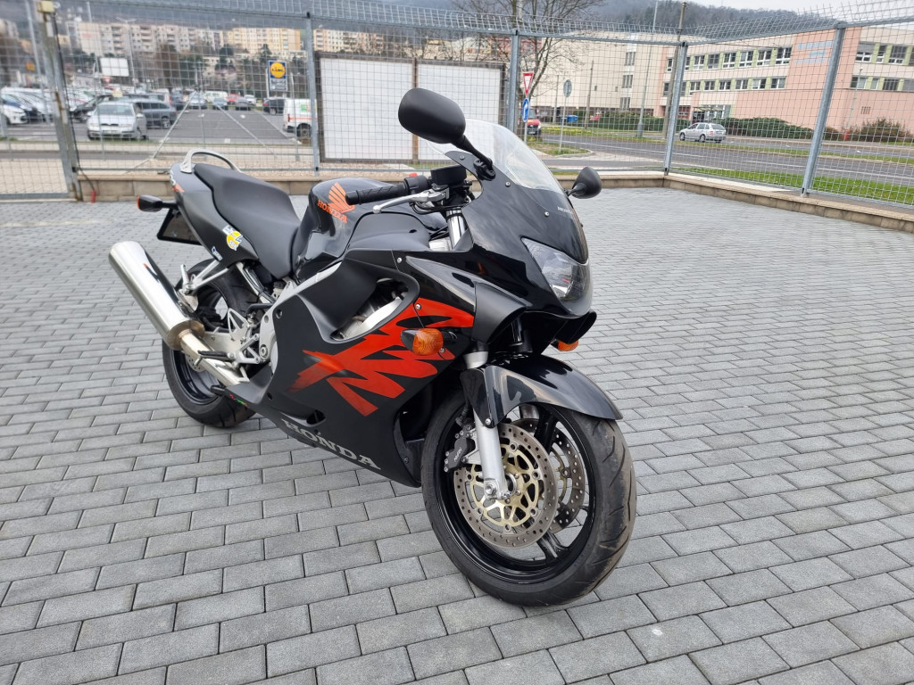 Honda CBR 600 F