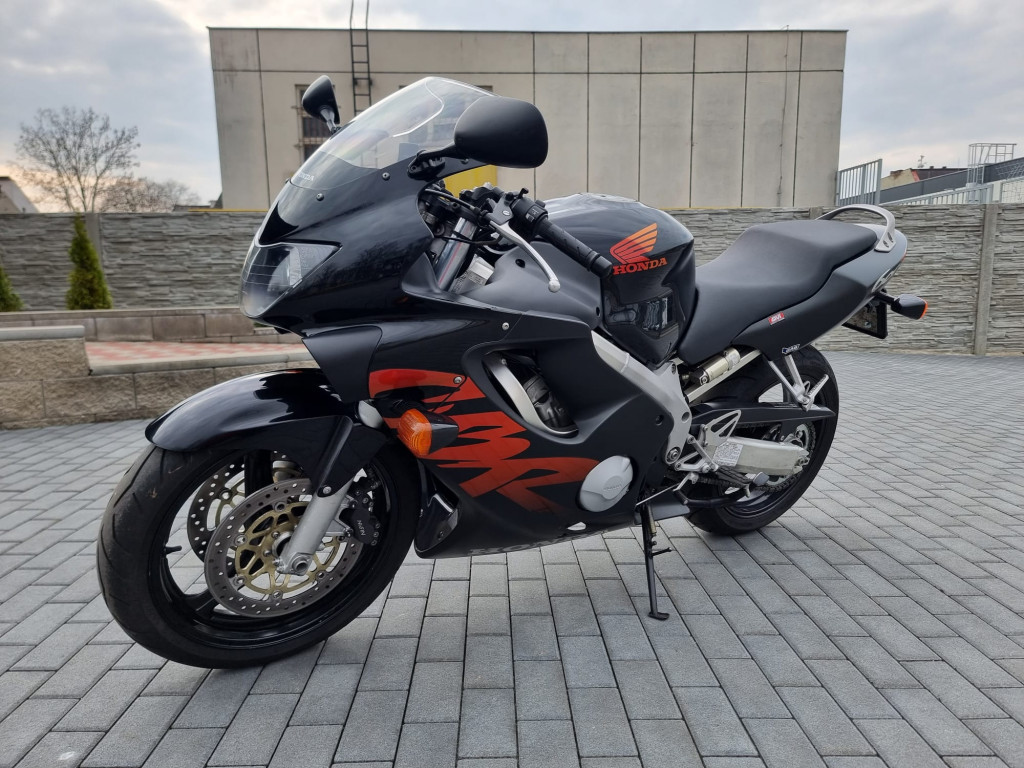 Honda CBR 600 F