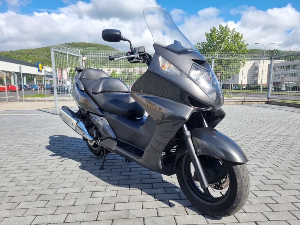 Honda FJS 400 Silver Wing 