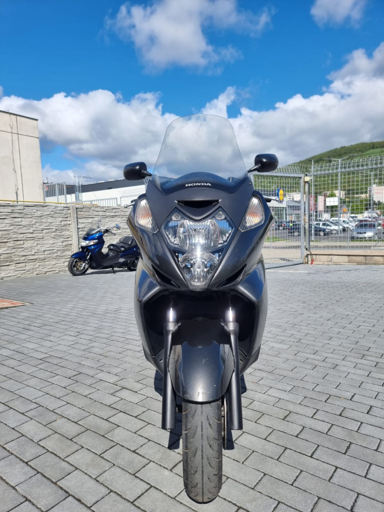Honda FJS 400 Silver Wing 