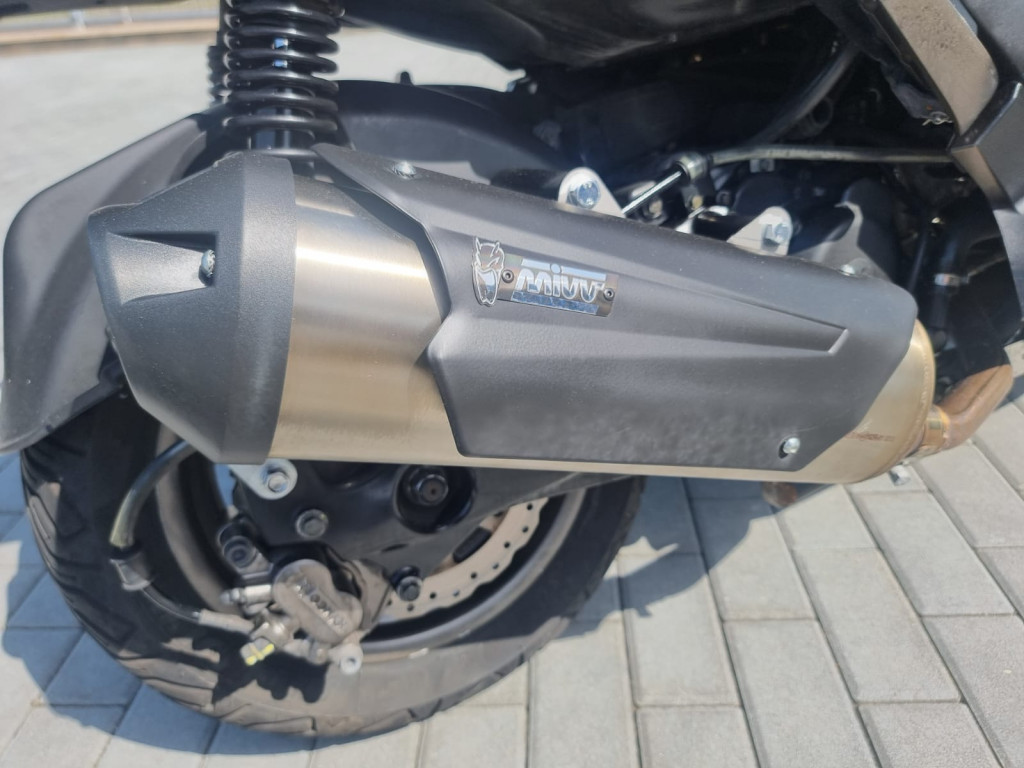 Kymco K-XCT 300i 