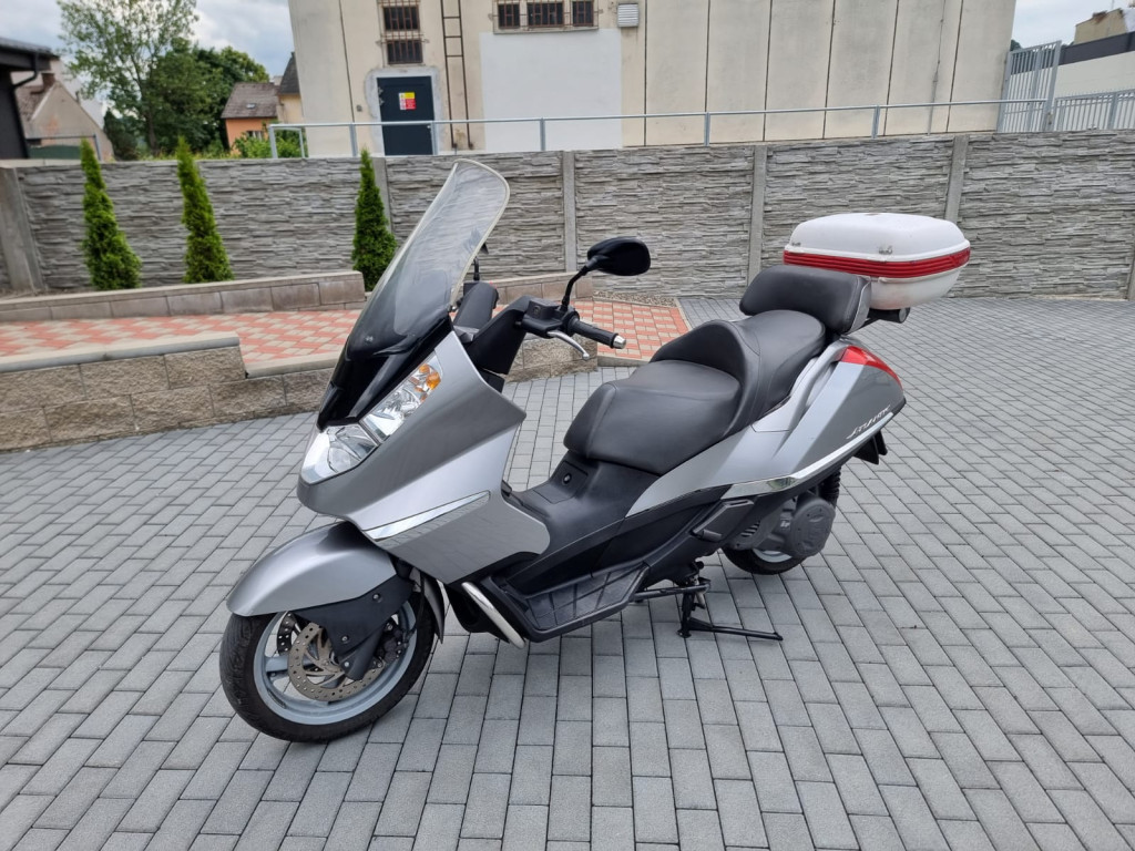 Aprilia Atlantic 500